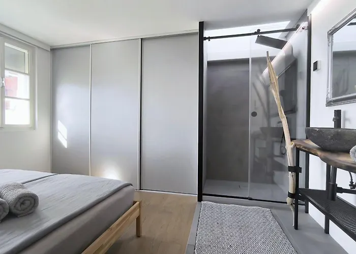 Bela & Vista Penthouse - Castle View In Old Town *