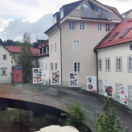 Bela & Vista Penthouse - Castle View In Old Town Apartma Ljubljana