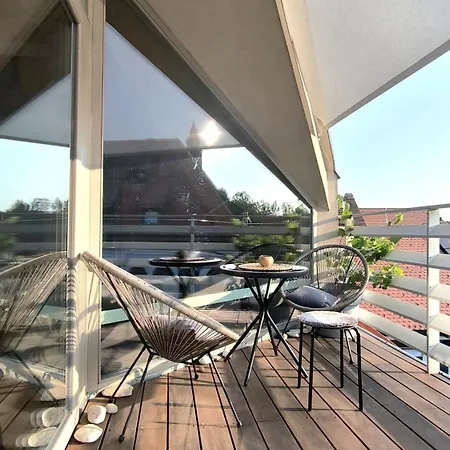 Penthouse View In Town Daire