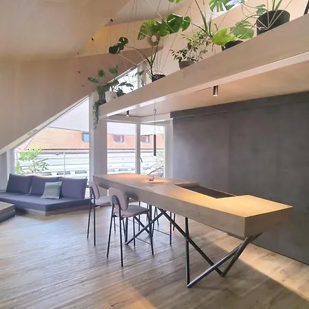 아파트 Penthouse View In Town *