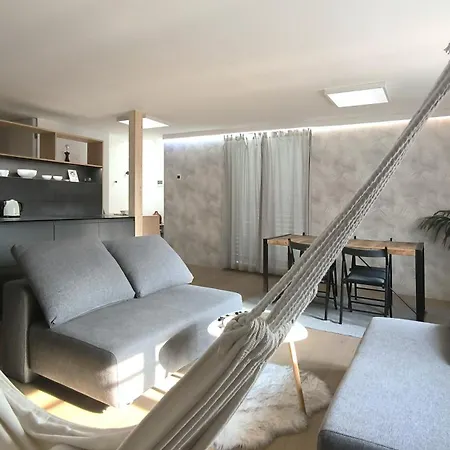 아파트 Penthouse View In Town