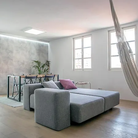 Apartma Bela & Vista Penthouse