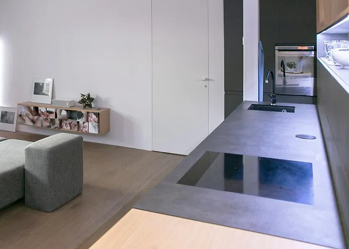 Bela & Vista Penthouse - Castle View In Old Town