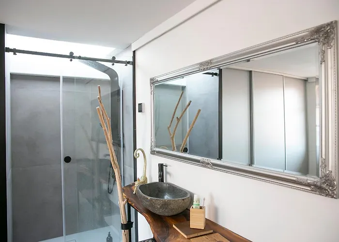 Bela & Vista Penthouse - Castle View In Old Town Apartman Ljubljana