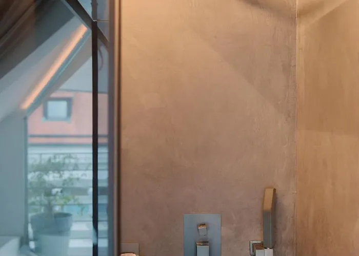 Bela & Vista Penthouse - Castle View In Old Town ليوبليانا